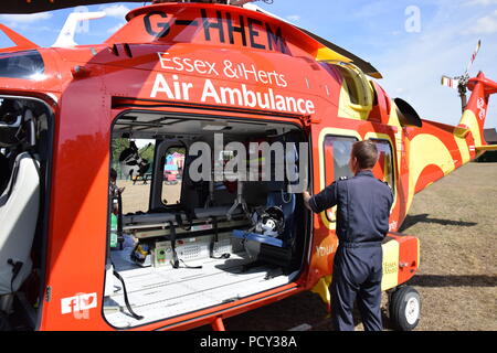 Essex Herts Air Ambulance Helicopter Stockfoto