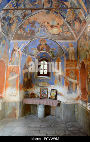 Symbole in der Heiligen Quelle von Arapovski Kloster "St. Nedelja" Stockfoto