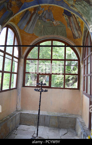 Symbole in der Heiligen Quelle von Arapovski Kloster "St. Nedelja" Stockfoto
