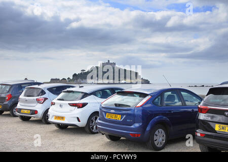 Besetzt Parkplatz für Touristen, die St. Michael's Mount, Marazion, Cornwall, UK - Johannes Gollop Stockfoto