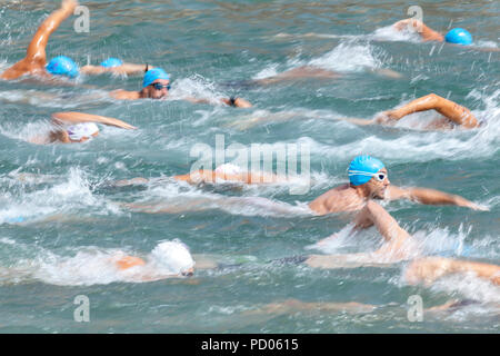 Schwimmen - Kreuz in Bajamar Gemeinde. Insel Teneriffa Stockfoto