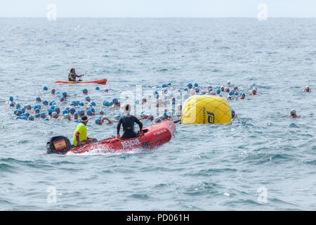 Schwimmen - Kreuz in Bajamar Gemeinde. Insel Teneriffa Stockfoto