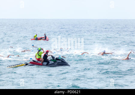 Schwimmen - Kreuz in Bajamar Gemeinde. Insel Teneriffa Stockfoto