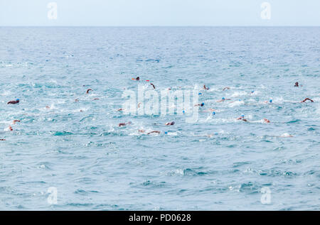 Schwimmen - Kreuz in Bajamar Gemeinde. Insel Teneriffa Stockfoto