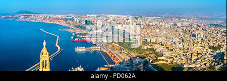 Skyline von Oran, einem großen algerischen Stadt Stockfoto