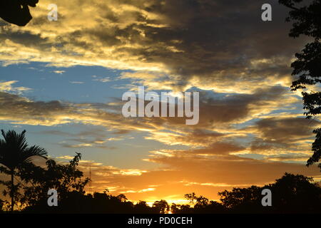 Wewak Hafen und Kairuru Insel, Murik Seen aus der Luft. Papua Neu Guinea. Stockfoto