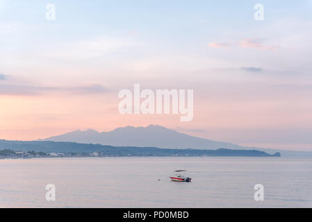 Strand von Morong, Bataan, Philippinen. Stockfoto