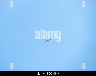 Supermarine Spitfire MKIX TD 314 St George im Flug, Headcorn, Kent GROSSBRITANNIEN Stockfoto