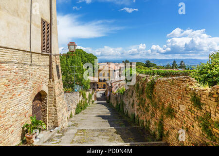 Stadtbild Blick von eine italienische Stadt in der Toskana Stockfoto