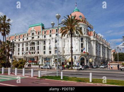 Frnce, Nizza, Hotel Negresco und Restaurant Le Chantecler auf der Promenade des Anglais, palastartigen Wahrzeichen der Stadt im Jahre 1913 eröffnete, luxuriöse 5-Sterne Unterkunft Stockfoto