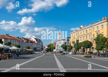 Vilnius, Litauen - 28. Mai 2018: Der Rathausplatz (Rotuses aikste) in Vilnius, Litauen Stockfoto