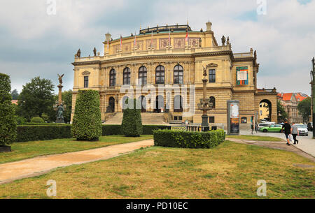 Prag, 11.Juni 2018 - Das Rudolfinum Prag, eine schöne neo-renaissance Gebäude, das ist die Heimat der Tschechischen Philharmonie. Stockfoto