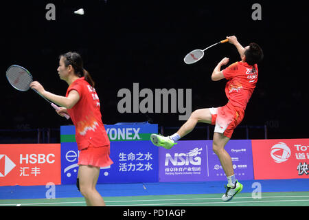 Nanjing, Jiangsu, China, 05. August 2018. Zheng Siwei und Huang Yaqiong von China konkurrieren gegen Wang Yilyu und Huang Dongping von China im gemischten Doppel Finale von der BWF 2018 (Badminton World Federation) Weltmeisterschaften. Credit: Costfoto/Alamy leben Nachrichten Stockfoto