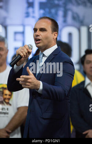 Sao Paulo, Sao Paulo, Brasilien. 5 Aug, 2018. Stellvertretende EDUARDO BOLSONARO beteiligt sich an der Konvention der PSL (liberale Partei), in Sao Paulo, Brasilien. Die Partei Kandidaten für Stellvertreter und Senator an der Veranstaltung teilgenommen haben. Credit: Paulo Lopes/ZUMA Draht/Alamy leben Nachrichten Stockfoto