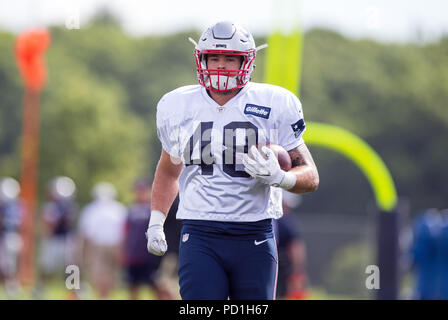 August 4, 2018; Foxborough, MA, USA; New England Patriots linebacker Harvey Langi (48) beteiligt sich an Übungen während der New England Patriots Trainingslager am Gillette Stadium. Anthony Nesmith/Cal Sport Media Stockfoto