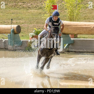 Gatcombe Park Gloucestershire Magic Millionen Festival britische Eventing. Christopher Burton & Polystar ich Gewinner des Magic Millionen British Open Championships 2018 Stockfoto