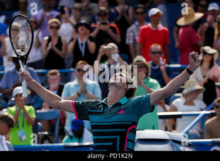 August 5, 2018: Alexander Zverev feiert seinen Sieg nach dem Finale der Citi Open Tennis Spiel in Rock Creek Park in Washington DC. Justin Cooper/CSM Stockfoto