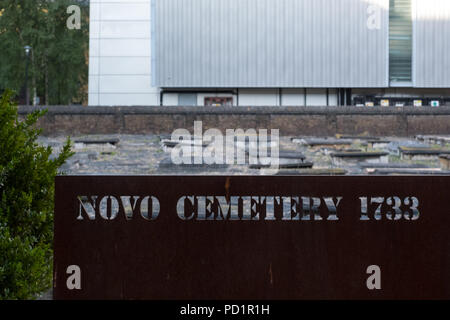 Novo Friedhof an der Queen Mary University in London. Historische sephardischen Juden Grabstätte im Mile End, East End von London. Stockfoto