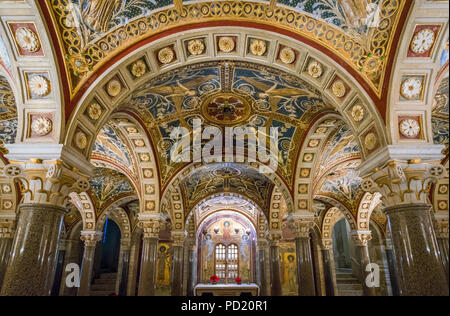 Die Krypta von Santa Cecilia in Trastevere Kirche in Rom, Italien. Stockfoto