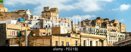 Gebäude in Oran, einer größeren Stadt in Algerien Stockfoto