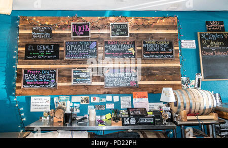 Schwarz Zweifel, ein nano-Brauerei in Mammoth Lakes mit einer breiten Palette von Bierspezialitäten inclluding einige wirklich einzigartige, einschließlich "Peanut Butter Imperial Stout." Stockfoto