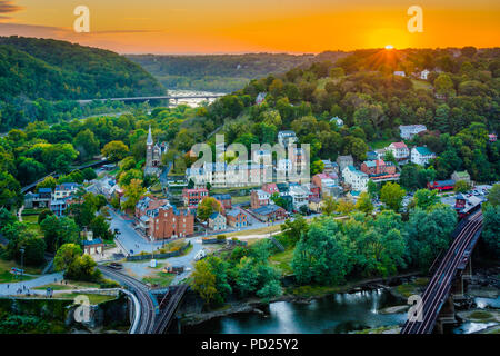 Sonnenuntergang von Harpers Ferry, West Virginia von Maryland Heights Stockfoto