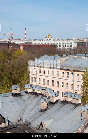 Alte Gebäude Dächer im Zentrum von Sankt-petersburg. Russland Stockfoto