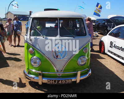 Eine klassische grüne VW Wohnmobil Stockfoto