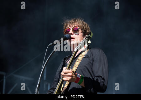 Norwegen, Fredrikstad - Juli 27., 2018. Der norwegische Sänger, Songwriter und Musiker Jarle Bernhoft führt ein Live Konzert während der Norwegischen festival Månefestivalen 2018 in Fredrikstad. (Foto: Gonzales Foto - Brokvam Kjell). Stockfoto