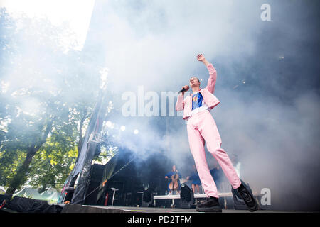 Norwegen, Bergen - Juni 15., 2018. Die norwegische rapper Cezinando führt ein Live Konzert während der norwegischen Musik Festival Bergenfest 2018 in Bergen. (Foto: Gonzales Foto - Jarle H. Moe). Stockfoto