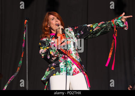 Norwegen, Fredrikstad - Juli 27., 2018. Die dänische Sängerin und Songwriterin Hanne Boel führt ein Live Konzert während der Norwegischen festival Månefestivalen 2018 in Fredrikstad. (Foto: Gonzales Foto - Brokvam Kjell). Stockfoto