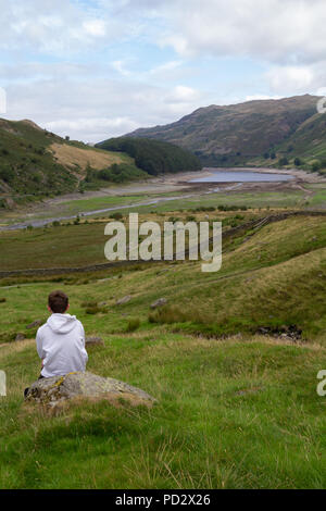 Niedriger Wasserstand bei Haweswater zeigt die Überreste von mardale Green Stockfoto