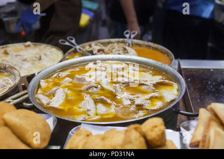 Bifana, Lissabon, Portugal - restaurant Beira Gare Stockfoto