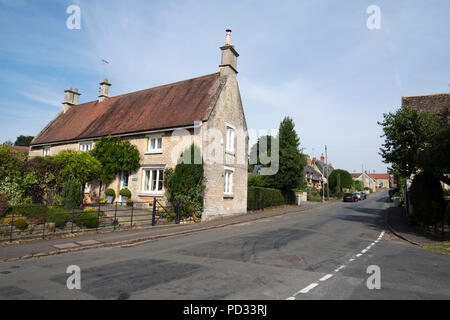 Das hübsche Dorf Empingham in Oakham, Rutland England Großbritannien Stockfoto