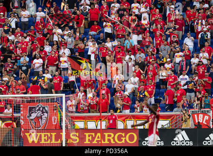 Harrison, NJ - 5. August 2018: Die New York Red Bulls fans Ziel feiern von Daniel Royer (nicht abgebildet) im regulären MLS Spiel gegen LAFC bei Red Bull Arena Red Bulls gewann 2 - 1 Credit: Lev radin/Alamy leben Nachrichten Stockfoto