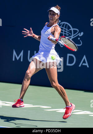 San Jose, CA USA. 05 Aug, 2018. Mihaela Buzarnescu zurückgegeben, die Kugel Niederlagen Maria Sakkari 6-1, 6-0 während der Mubadala Silicon Valley Classic an der San Jose State University, San Jose, Calif. Thurman James/CSM/Alamy leben Nachrichten Stockfoto