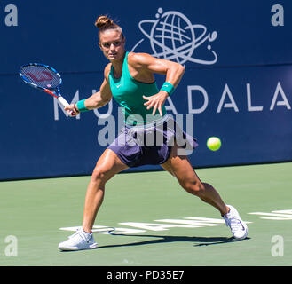 San Jose, CA USA. 05 Aug, 2018. Maria Sakkari zurück, der Ball wurde von Mihaela Buzarnescu 6-1, 6-0 während der Mubadala Silicon Valley Classic an der San Jose State University, San Jose, Calif. Thurman James/CSM/Alamy Leben Nachrichten besiegt Stockfoto