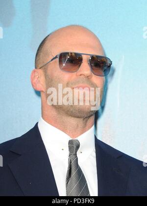 Los Angeles, CA, USA. 6 Aug, 2018. Jason Statham in der Ankunftshalle für die MEG-Premiere, TCL Chinese Theatre (ehemals Grauman's), Los Angeles, CA August 6, 2018. Credit: Elizabeth Goodenough/Everett Collection/Alamy leben Nachrichten Stockfoto