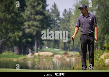 Reno, Nevada, USA. 5 Aug, 2018. Sonntag, 5. August 2018. JOHN ODA prüft das Grün, während seine Umdrehung während des 2018 Barracuda Meisterschaft am Montreux Golf & Country Club in Reno, Nevada. Das Barracuda Championship Golf Turnier zu putten, Warten ist eine von nur 47 Anschläge auf der PGA Tour weltweit und hat fast 4 Millionen $ zur Nächstenliebe seit 1999 gespendet. 1997 eröffnet, der Par-72-Kurs, der von Jack Nicklaus entworfen wurde, spielt auf 7.472 Yards (6.832 m) und seine durchschnittliche Höhe ist 5.600 Fuß (1.710 m) über dem Meeresspiegel. den MontrÂux Golf und Country Club liegt auf halbem Weg zwischen Reno und La entfernt Stockfoto