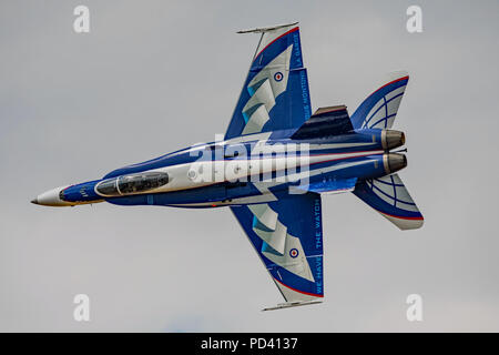 RCAF CF-18 Hornet display Team ihre Flugzeuge im Royal International Air Tattoo, RAF Fairford, England demonstrieren am 13. Juli 2018. Stockfoto