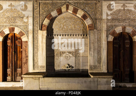 Eine von vier Waschung Brunnen, Springbrunnen von Sultan Ahmed III (Türkischen Rokoko), Istanbul, Türkei Stockfoto