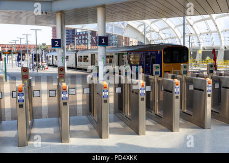 Ticket Barriere an der Manchester Victoria Station. Stockfoto