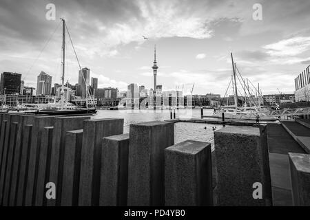 Viaduct Harbour am Goldenen Stunde Stockfoto