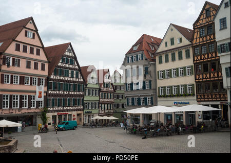 06.06.2017, Tübingen, Baden-Württemberg, Deutschland, Europa - Der Marktplatz in der Altstadt von Tübingen entfernt. Stockfoto