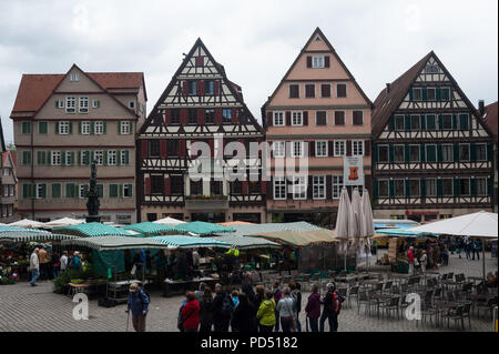 07.06.2017, Tübingen, Baden-Württemberg, Deutschland, Europa - Der Marktplatz in der Altstadt von Tübingen entfernt. Stockfoto