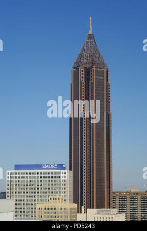 ATLANTA - GEORGIA - Feb 1, 2017: Bank of America Plaza ist ein Wolkenkratzer in Midtown Atlanta entfernt und die Innenstadt von Atlanta Stockfoto