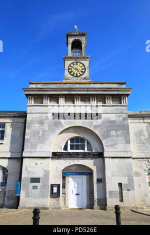 Das Maritime Museum in der Uhrturm am Kai von Ramsgate Royal Hafen, auf der Isle of Thanet, in Kent, Großbritannien Stockfoto