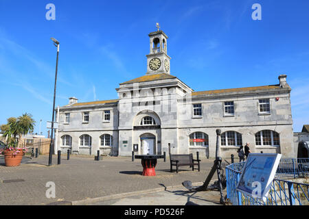 Das Maritime Museum in der Uhrturm am Kai von Ramsgate Royal Hafen, auf der Isle of Thanet, in Kent, Großbritannien Stockfoto