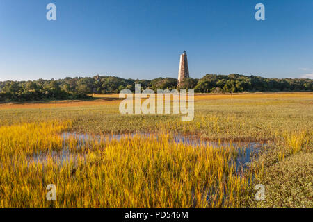 Bald Head Island Lighthouse, oder "Old Baldy", auf bald Head Island, ist der älteste Leuchtturm in North Carolina, der 1817 fertiggestellt wurde. Stockfoto