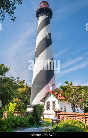 San Augustine Lighthouse und Maritime Museum auf Anastasia Island vor der Ostküste Floridas. Es wurde 1874 erbaut. Stockfoto